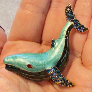 Whale Brooch Green Enamel Rhinestone Sea Life Statement Pin – 2.25” Wide